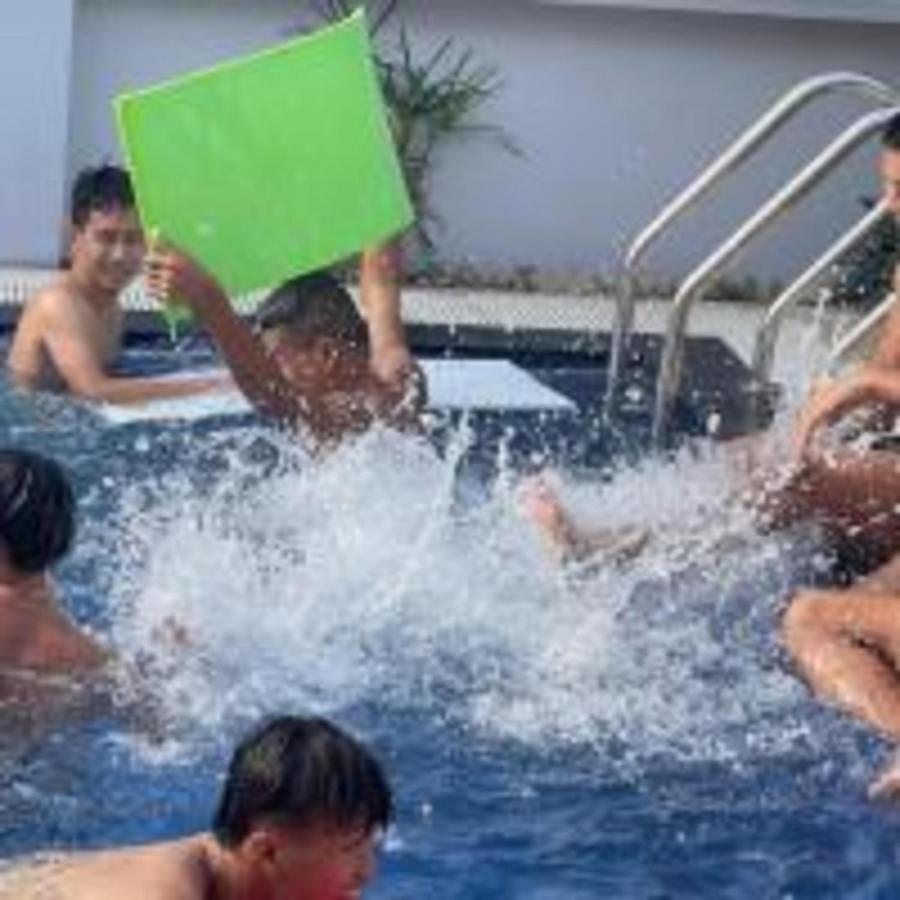 Window Homestay Kon Tum Luaran gambar